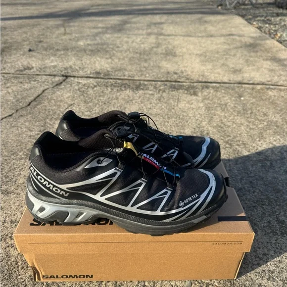 Salomon XT-6 GTX in Black and Silver - Picture 5 of 6